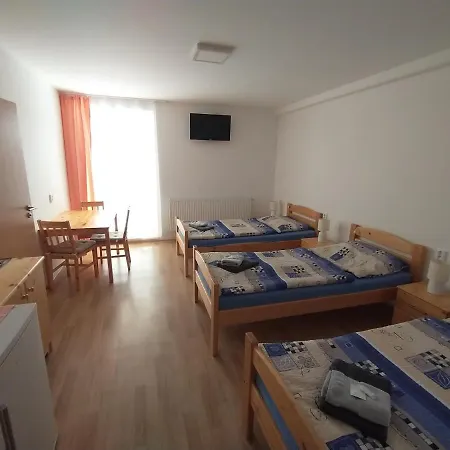 Lihovar *** Penzion Rouchovany