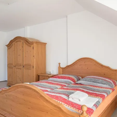 Lihovar *** Guest house *