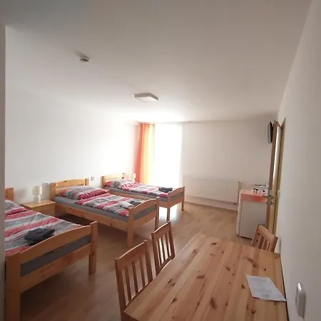 Lihovar *** 3* Rouchovany