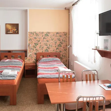 Lihovar *** 3* Rouchovany